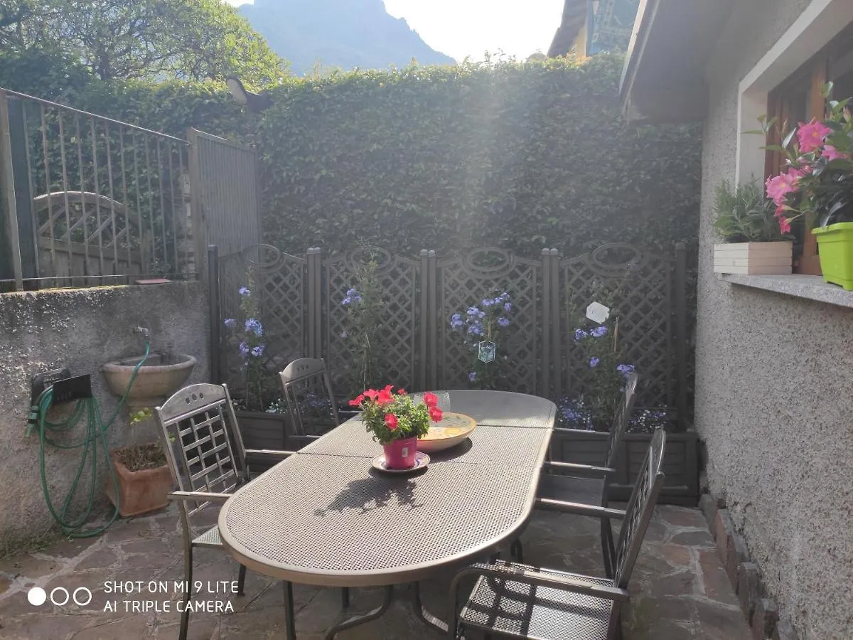 Ferienwohnung Secret Garden Mandello Mandello del Lario 0*,  Italien